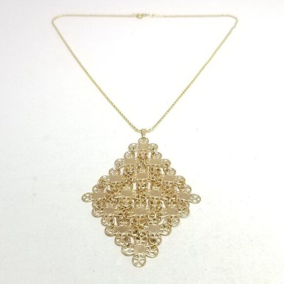 Vintage Large Gold Tone Daisy Flower Pieces Square Shape Pendant Necklace, - Picture 5 of 5